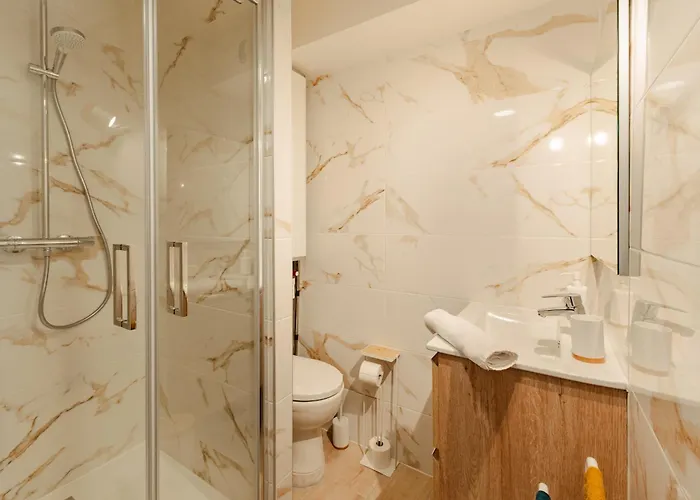 Le Petit Valence (Drome)